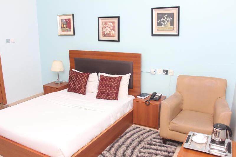Grand Ibro Hotel Annex Ankuru Extérieur photo