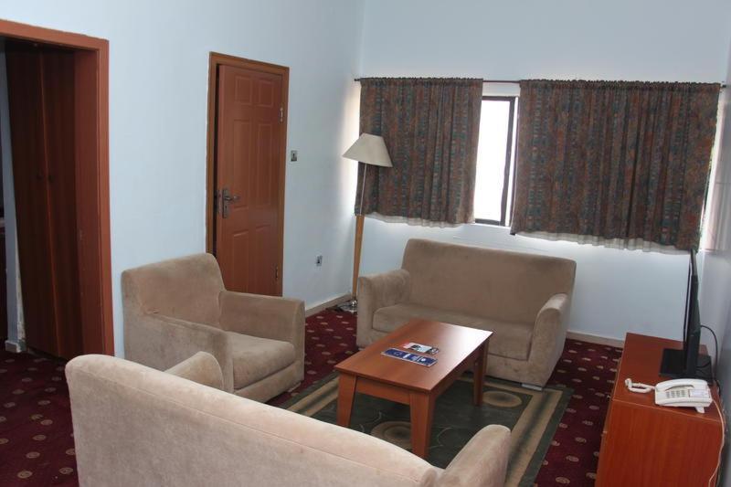 Grand Ibro Hotel Annex Ankuru Extérieur photo