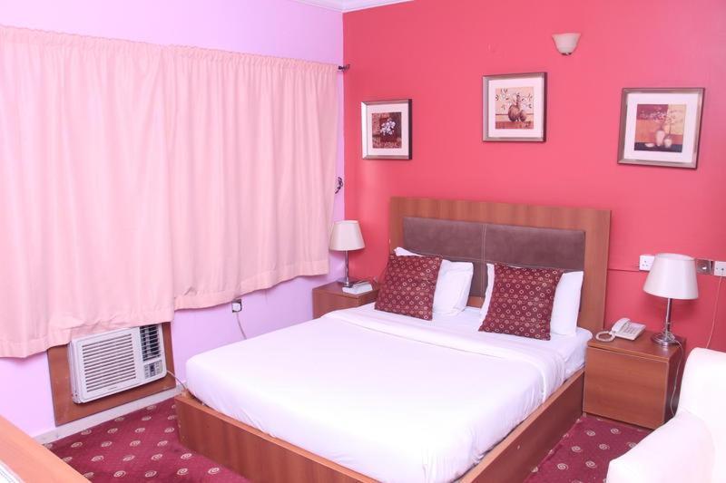Grand Ibro Hotel Annex Ankuru Extérieur photo