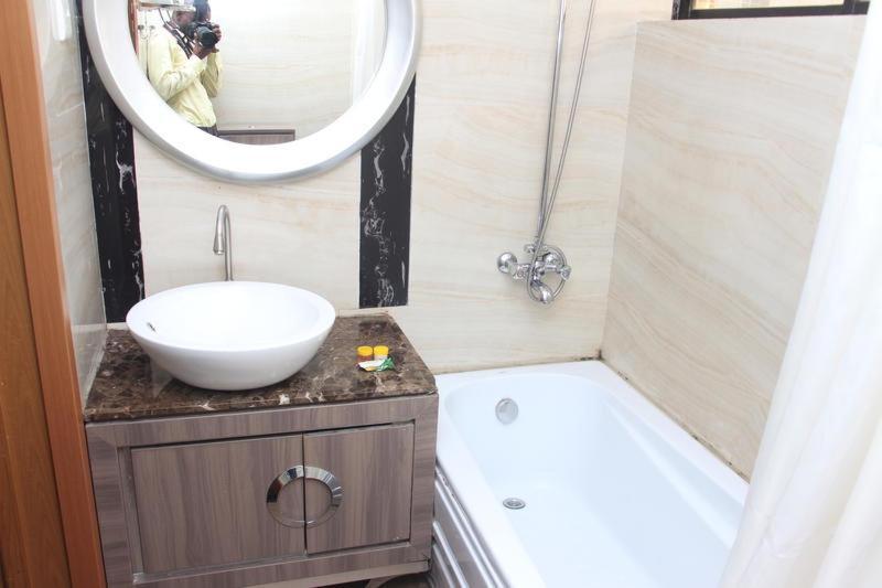 Grand Ibro Hotel Annex Ankuru Extérieur photo