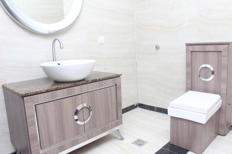 Grand Ibro Hotel Annex Ankuru Extérieur photo