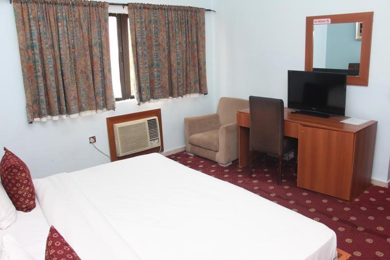 Grand Ibro Hotel Annex Ankuru Extérieur photo